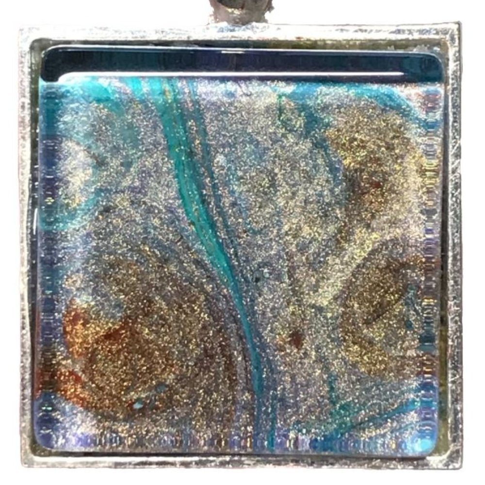 NWOT Wearable Art Necklace, Fluid Art Pendant